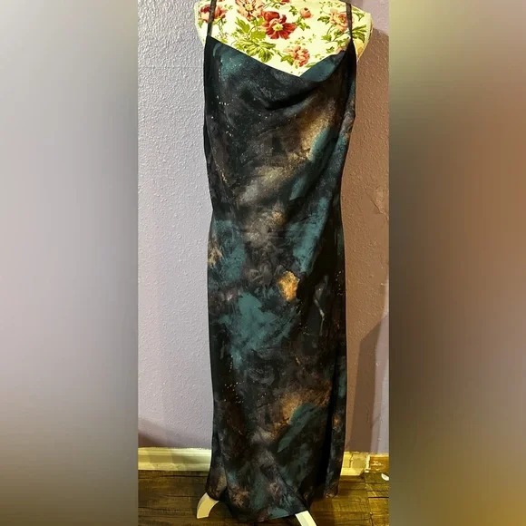 Multicolor Sleeveless Dress - Picture 4 of 6